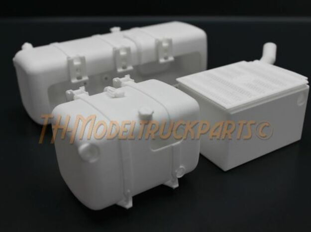 THM 00.3109-TR Fuel tank right Tamiya Actros in White Processed Versatile Plastic