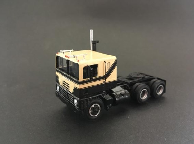 1/87 scale , HO scale Dodge LNT 1000 CabOver in Smooth Fine Detail Plastic
