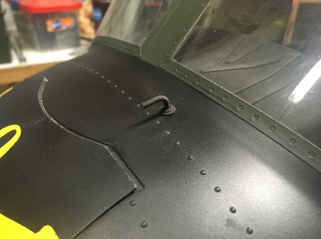 UH-1 Battery Vent Vario 1/6 in Tan Fine Detail Plastic