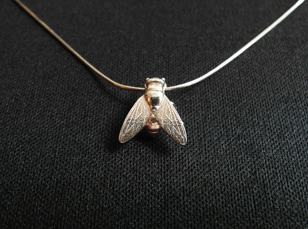 Fly Necklace in Polished Silver