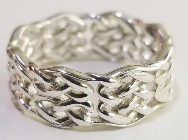 Celtic Knots & Hearts Ring Size 8 in Polished Silver: 8 / 56.75