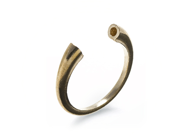 Q Ring (slim) in Natural Brass: 7 / 54
