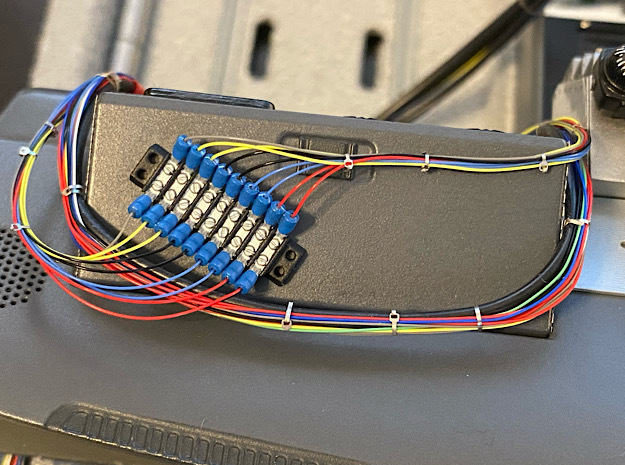 1:8 BTTF DeLorean dashboard wires terminal in Clear Ultra Fine Detail Plastic