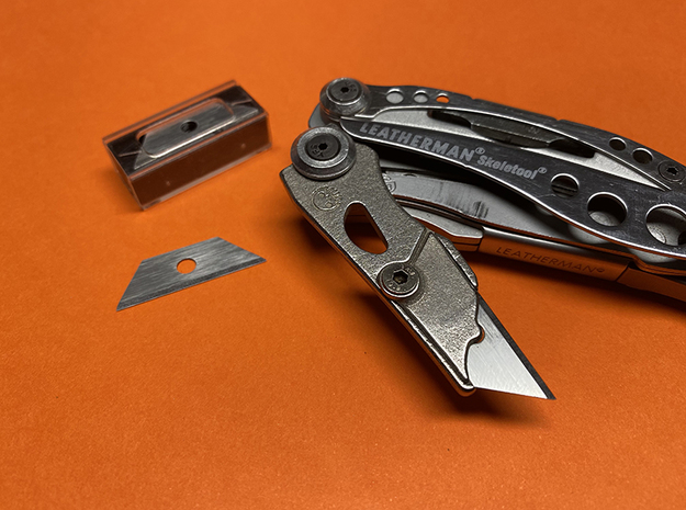 Leatherman Skeletool Mini Utility Knife Blade in Polished Bronzed-Silver Steel