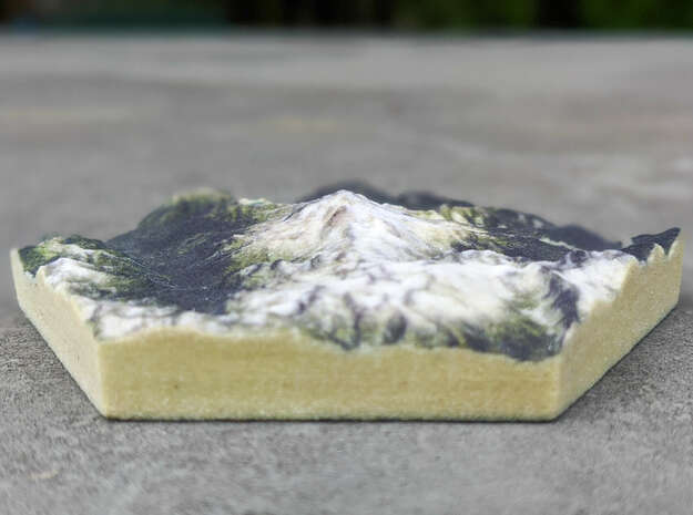 Model of Glacier Peak, WA (10cm, Full-Color) in Full Color Sandstone