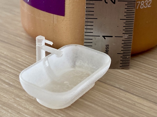 Bath Sink with tap in 1:12 and 1:24 in White Processed Versatile Plastic: 1:24