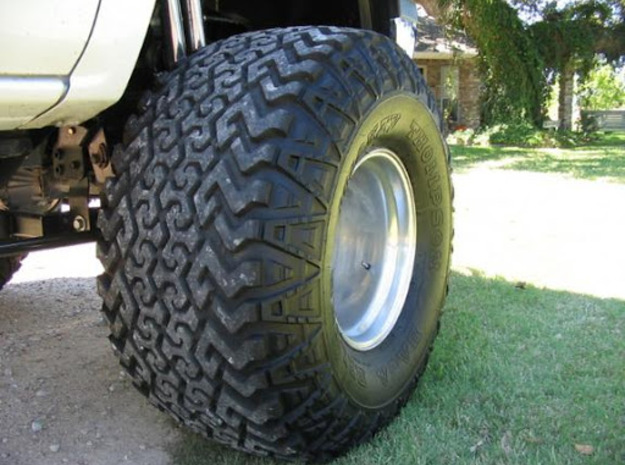1/64 44-18.5R15 MT Baja Belt tires & rims  in Tan Fine Detail Plastic