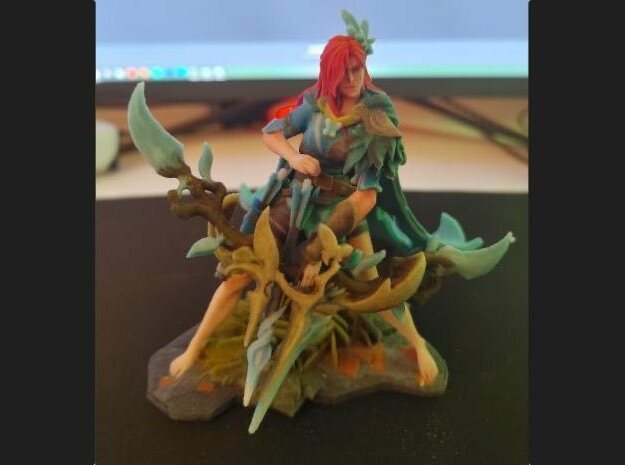 Windranger Arcana on Grass Pedestal in Natural Full Color Sandstone: Small