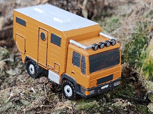 4x4 Wohnmobil-LKW (Z 1:220) in Tan Fine Detail Plastic