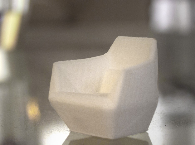 Facett-chair  - 1/2" Model in White Processed Versatile Plastic: 1:24