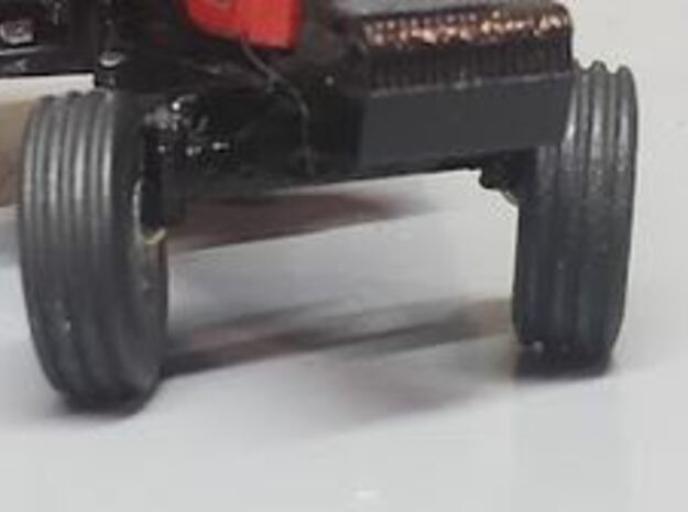 1/64 Scale 14L-16.1 Tires and Rims 4X in Smooth Fine Detail Plastic