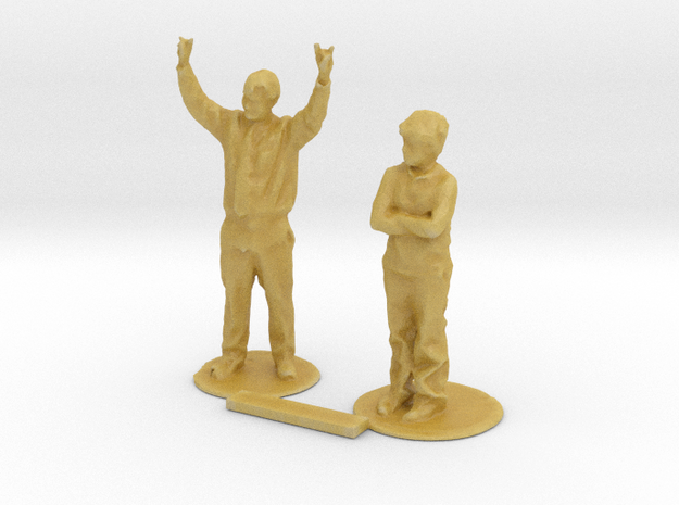 S Scale Standing People 5 in Tan Fine Detail Plastic