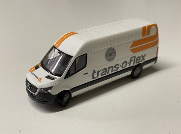 Mercedes Sprinter Chassis langer Radstand in Clear Ultra Fine Detail Plastic