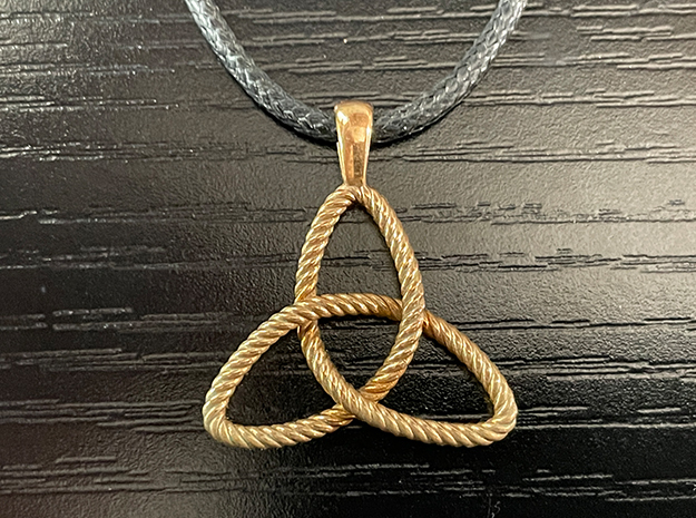 Trinity Knot Pendant in Polished Bronze