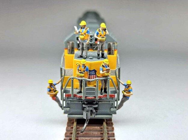 N Scale RC Locomotive Operators (RCO) in Tan Fine Detail Plastic