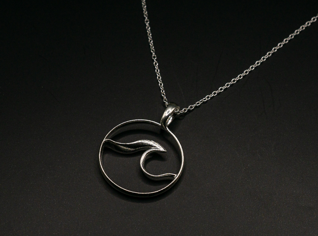 Wave Amulet II (full circle) in Natural Silver