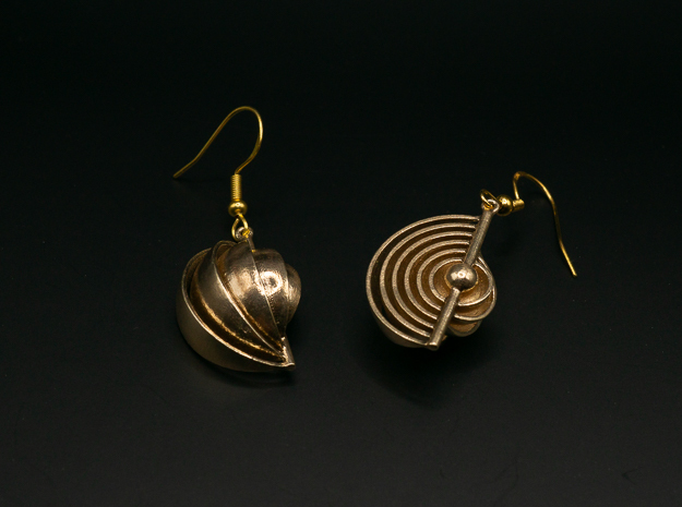 Earthlayers - Drop Earrings in Natural Brass