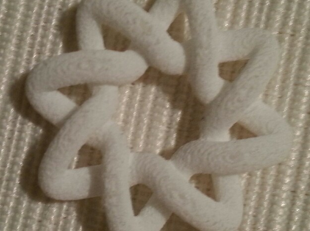 Basic Compass Knot in White Natural Versatile Plastic
