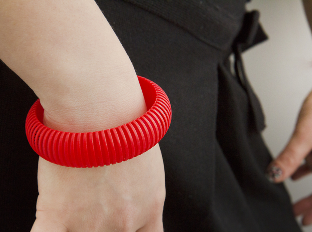 Medium Size - Cutted Ellipse Bracelet in Red Processed Versatile Plastic