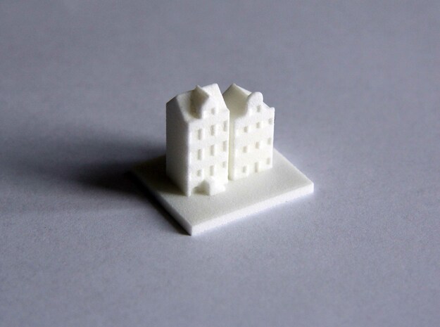 House 7 in White Natural Versatile Plastic