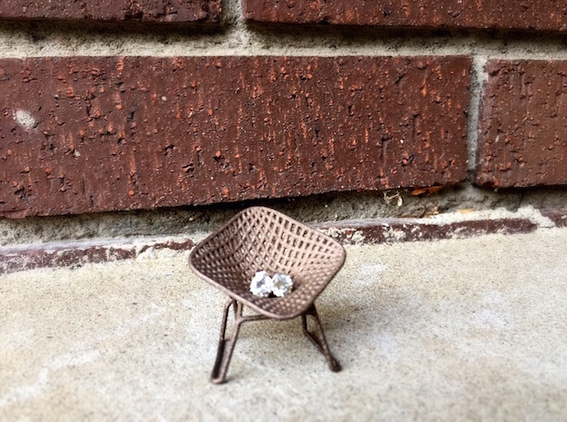 Diamond Wire Mesh Chair (1:24 Scale)