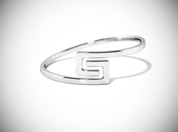The S Ring Size 6 in Polished Silver