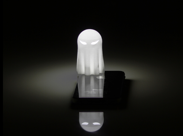 Lightclip: ninja Ghost, iPhone 5/5s in White Natural Versatile Plastic