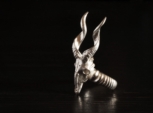 Antelope Ring in Natural Silver: 5 / 49