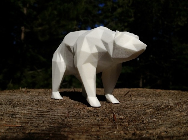 14cm Low Poly Bear Statue in White Natural Versatile Plastic