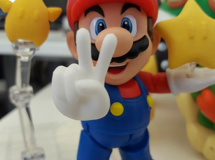 Victory (Bent) Hands for S.H. Figuarts Mario / Lui 3d printed