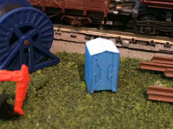 N Scale Portable Toilets 4pc 3d printed Painted version