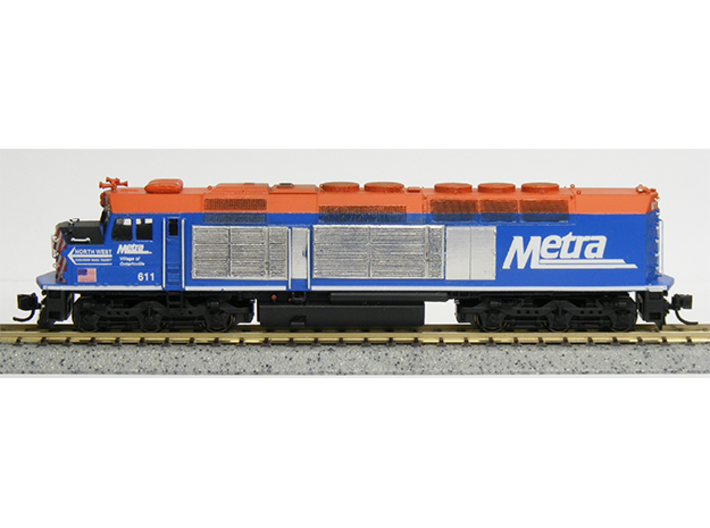 N Scale EMD F40C (Metra) 3d printed Model built and painted by Jeff King of MilwaukeeRoadTrainShop.com. Photo by Jeff King.