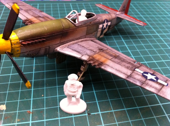 P51 Mustang Pilots,1/56 scale,28mm wargames 3d printed 1/56 scale P51 Mustang not included. 