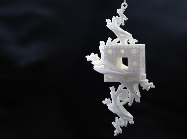 Fractal Window Ornament -El corazón del matemático 3d printed 