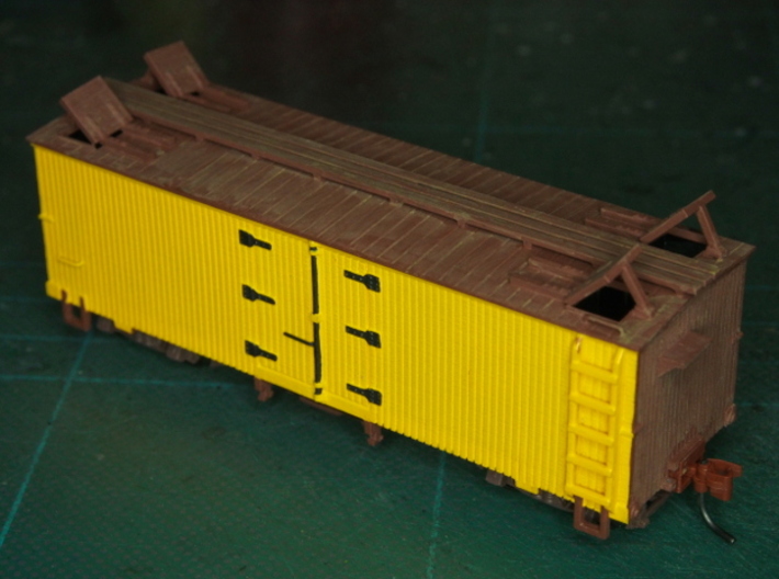 HOn3 25ft Reefer, with roof hatches 3d printed 