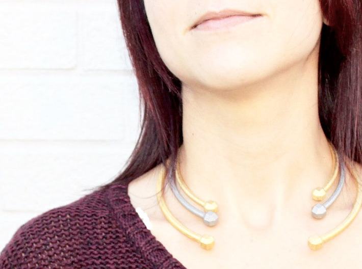 VIBES - Solid Choker Size L 3d printed Polished Gold Steel in Size S, Nickel Steel in Size M, Polished Gold Steel in Size L