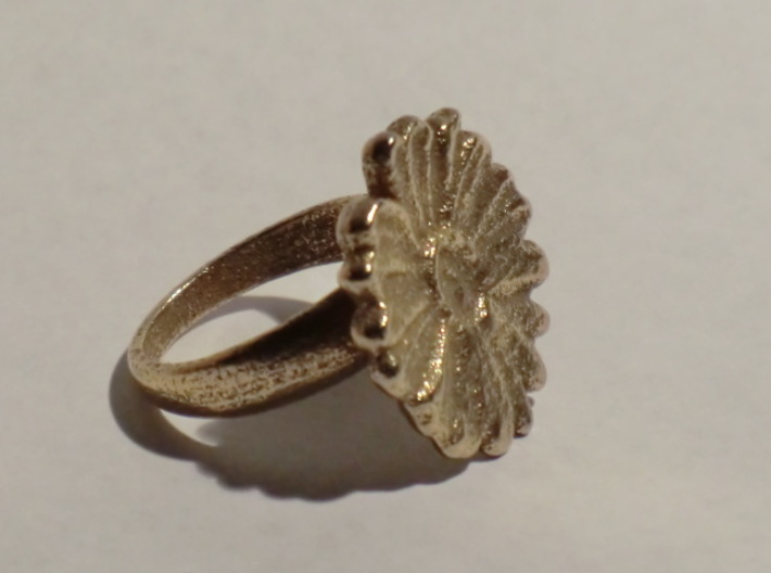 a daisy flower ring 3d printed