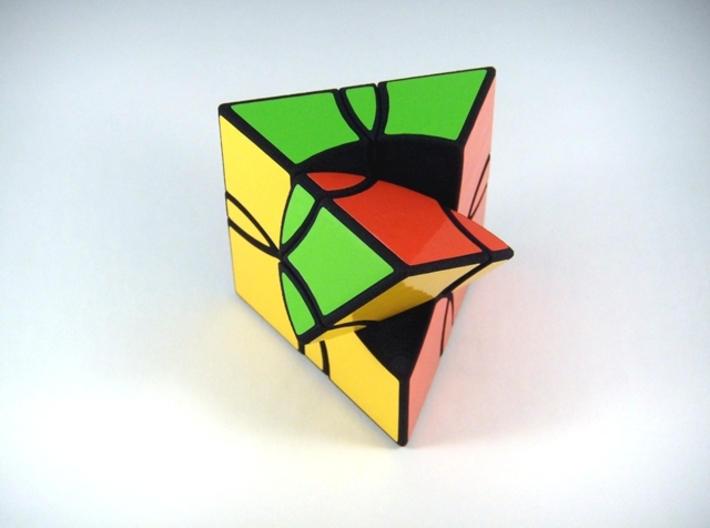 Curvy Shallow Jumble Prism Puzzle 3d printed Alternate First Turn