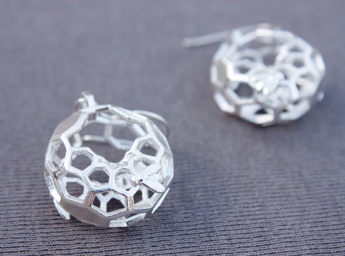Bees and Honeycomb Earrings - Circular 3d printed