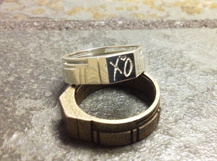 XO The Weeknd Ring 3d printed Polished Silver on Top, Polished Brass on Bottom