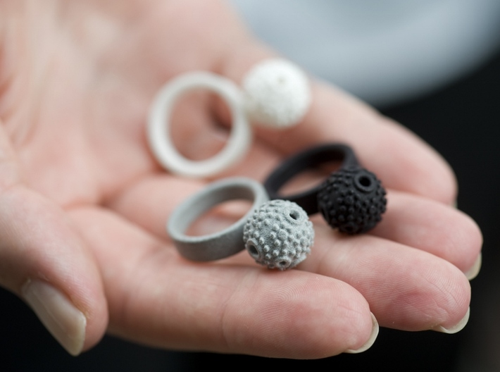 Textured Ball Ring - size M 3d printed