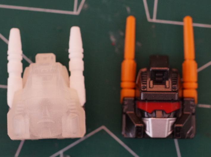 Calculating Giant's pointy ears 3d printed 