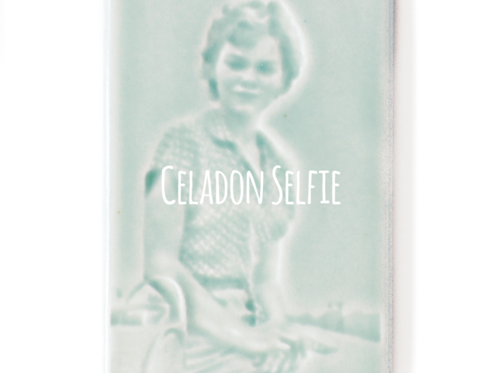 Celadon Selfie Tile IV (Smooth Edge) 3d printed