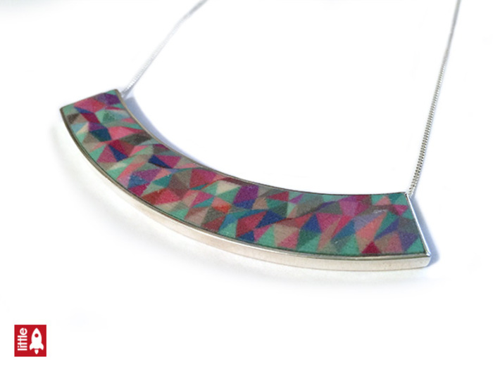 Silver curved necklace (chain not supplied) 3d printed Silver necklace holder with Sandstone insert (sold separately)