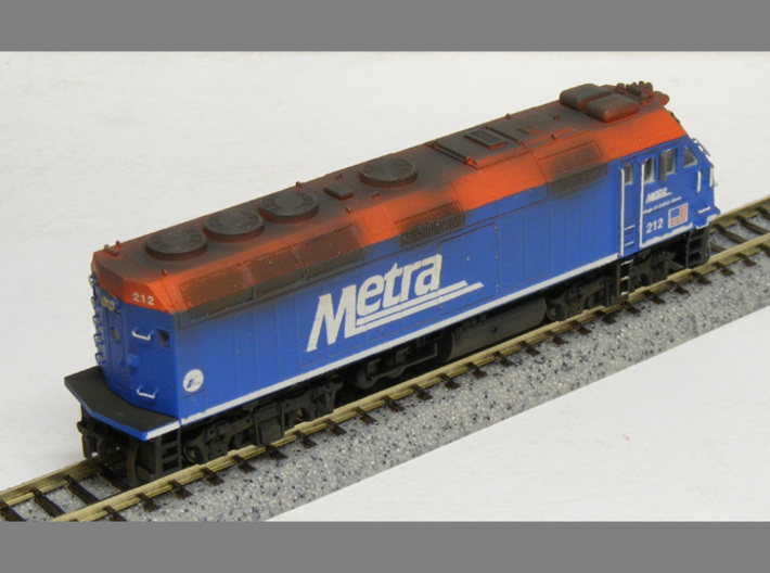 N Scale EMD F40PHM-2 (Metra) 3d printed Model built and painted by custom modeler Jeff King of MilwaukeeRoadTrainShop.com.  Photo by Jeff King.