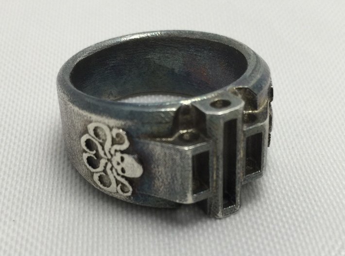 Hydra 9½-10 3d printed Forced tarnished with Sulfur, wanted drastic patina, shipped ring lacked depth.