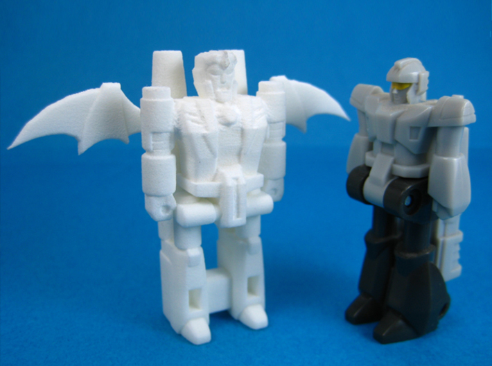 Dracula TargetMonster (5mm Transforming Weapon) 3d printed Vampyrizer compared to a G1 Targetmaster