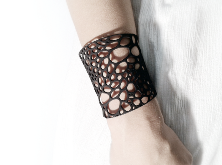 Voronoi bracelet #1 (MEDIUM) 3d printed