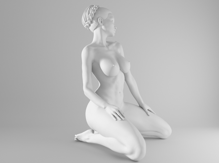 1/10 Sexy Girl Sitting 014 3d printed 
