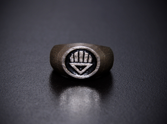 Black Lantern Ring 3d printed Photo of first print, lines have since been deepened, total volume reduced.